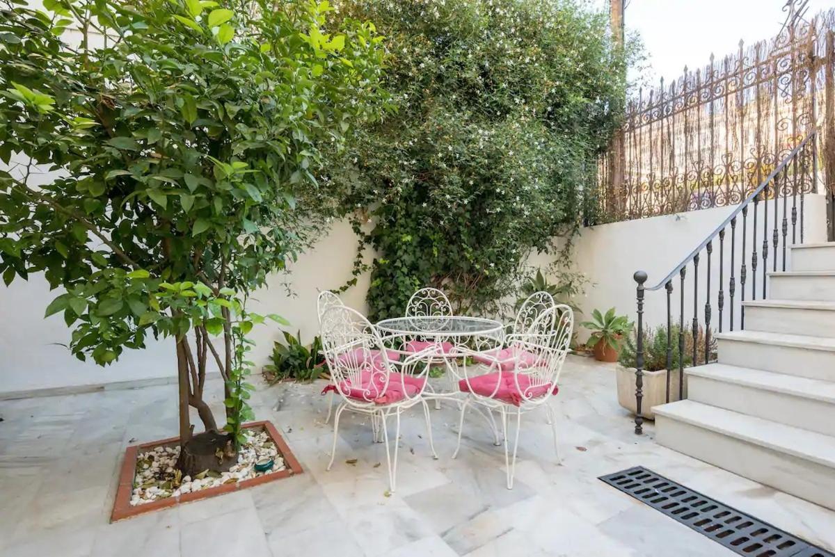 Apartamento Con Patio Málaga Exteriör bild