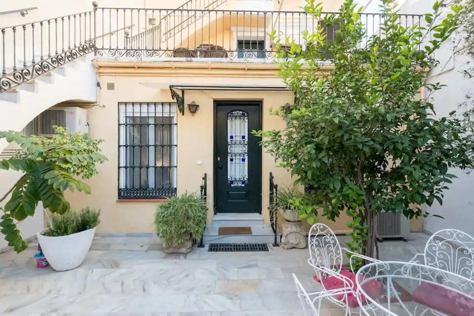 Apartamento Con Patio Málaga Exteriör bild